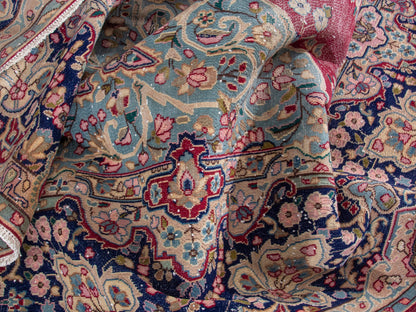 4426 - 10'1" x 13'7"