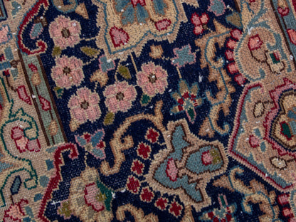 4426 - 10'1" x 13'7"