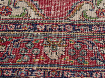 4431 - 7'10" x 11'2"