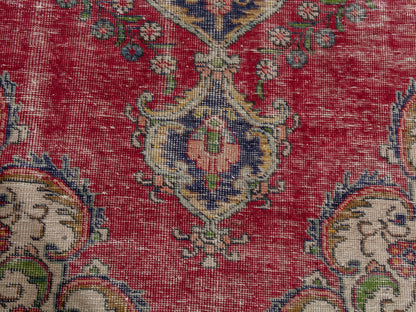 4431 - 7'10" x 11'2"