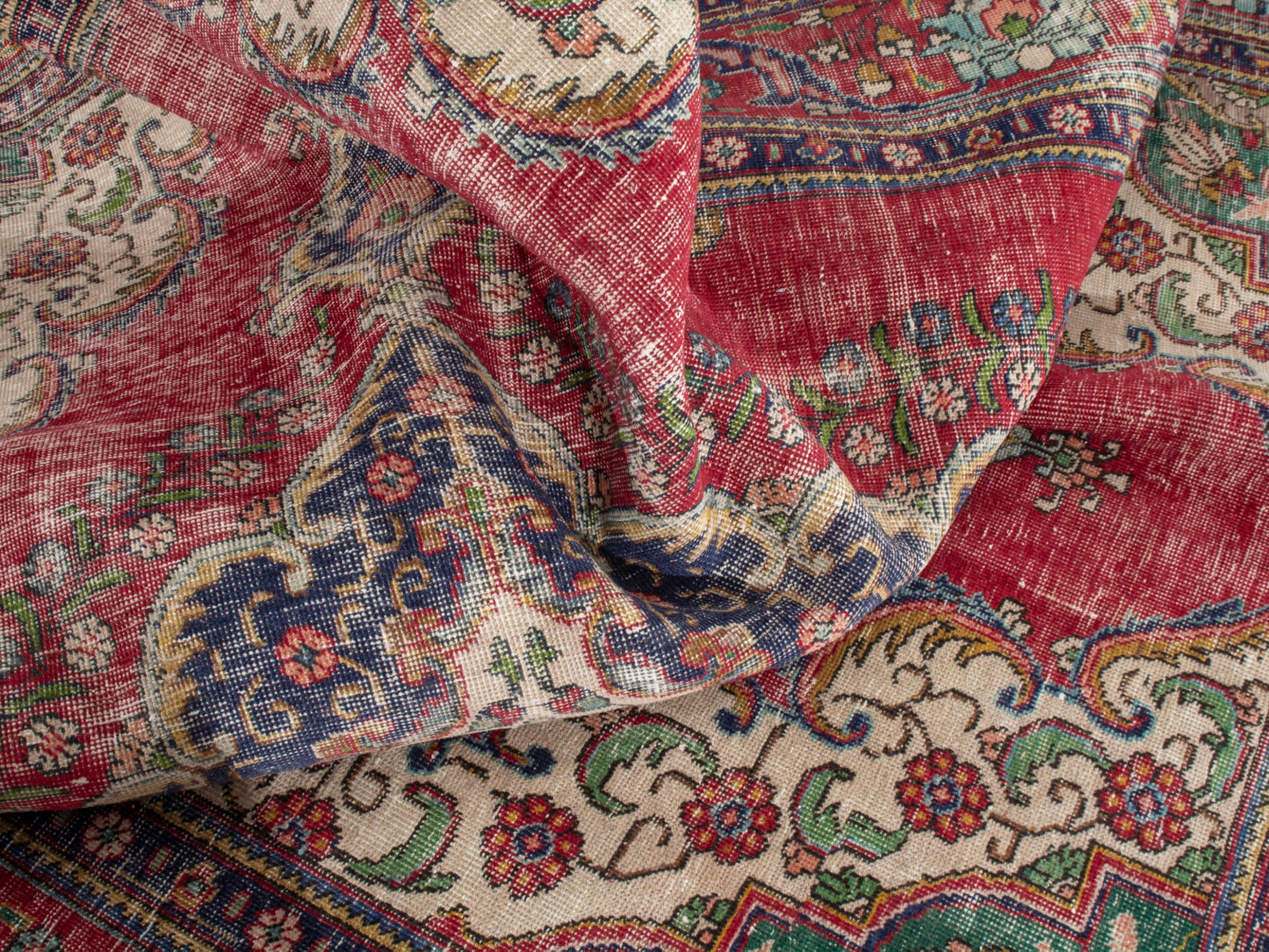 4431 - 7'10" x 11'2"