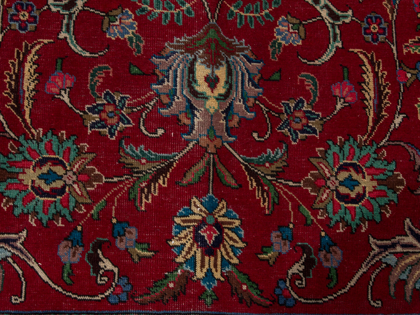 4435 - 9'10" x 13'1"