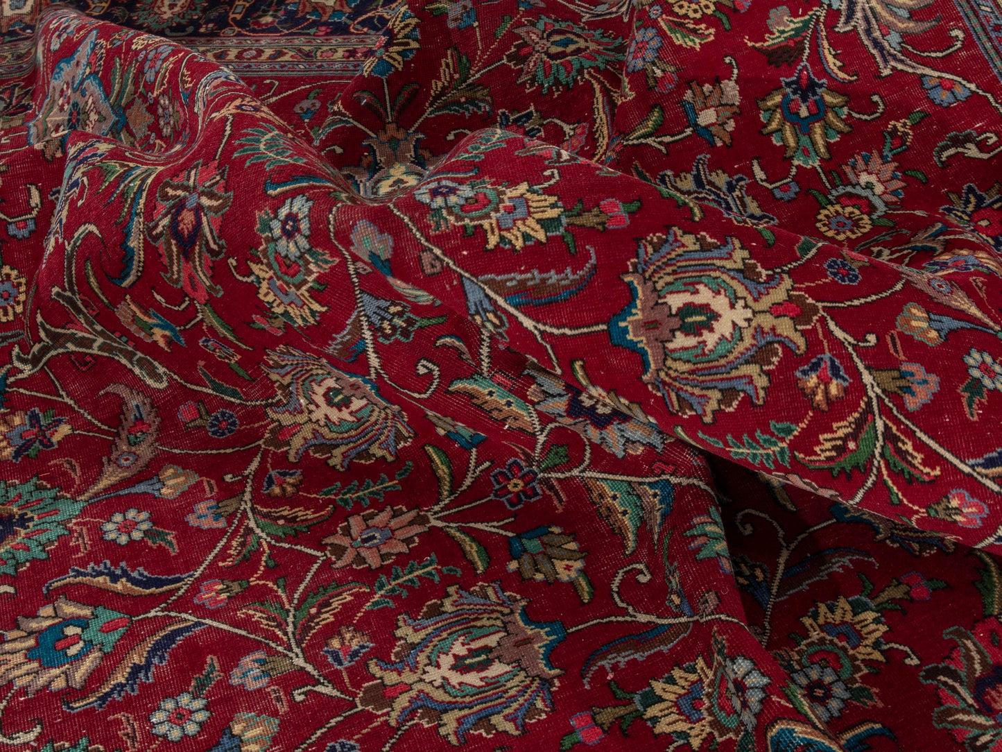 4435 - 9'10" x 13'1"