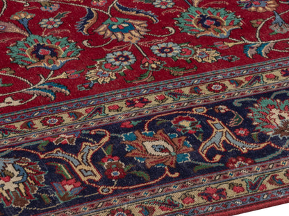 4435 - 9'10" x 13'1"