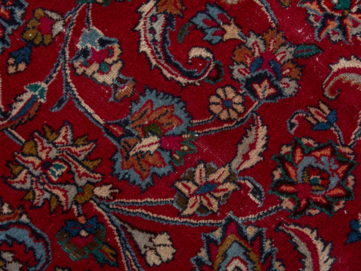 4437 - 10'1" x 12'8"