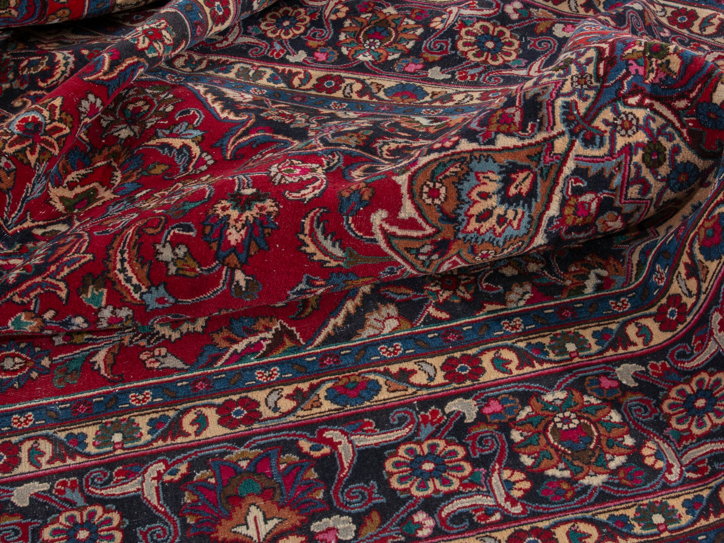 4437 - 10'1" x 12'8"