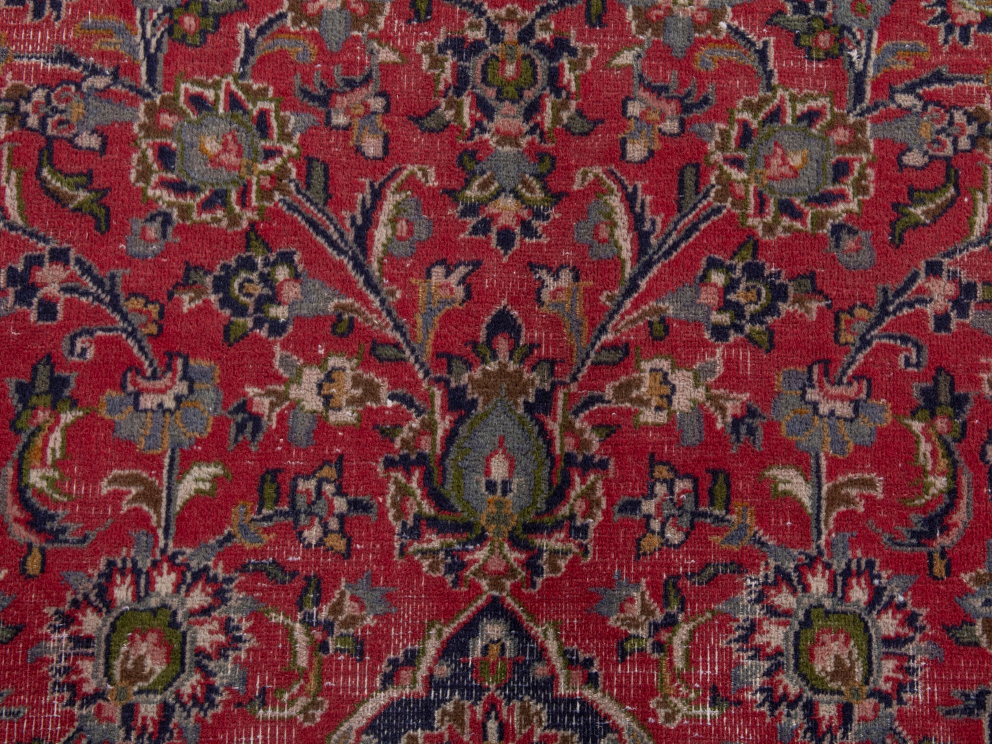 4445 - 6'11" x 10'6"