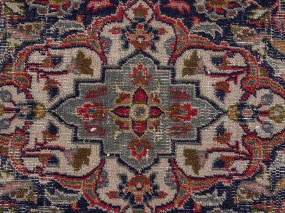 4445 - 6'11" x 10'6"