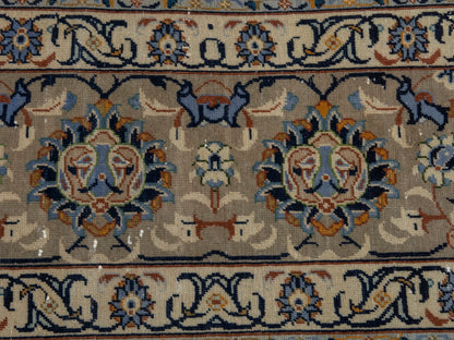 4452 - 10'4" x 13'9"