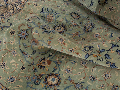 4452 - 10'4" x 13'9"