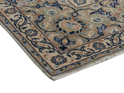 4452 - 10'4" x 13'9"