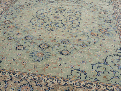 4452 - 10'4" x 13'9"