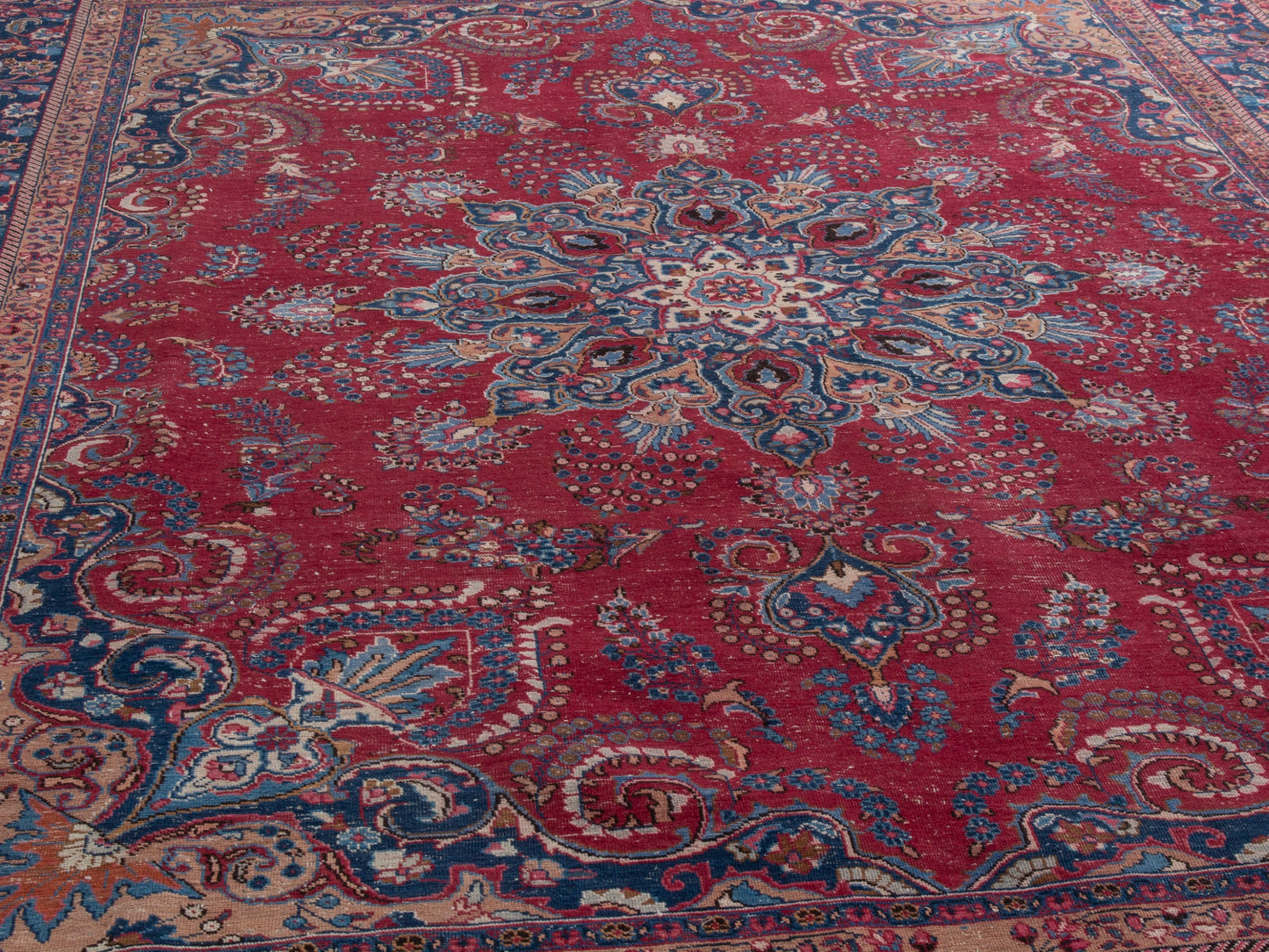 4453 - 9'9" x 12'10"