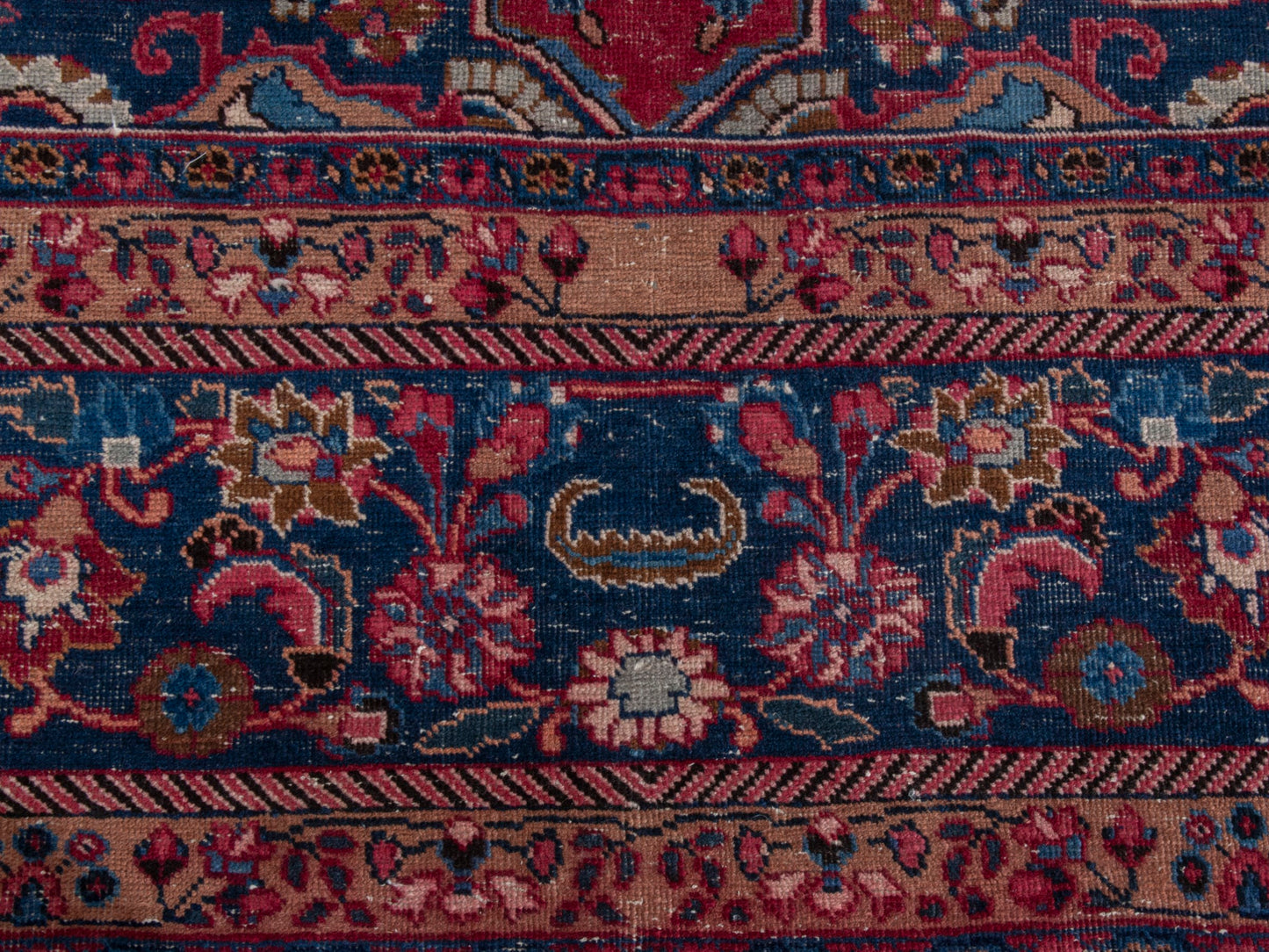 4453 - 9'9" x 12'10"