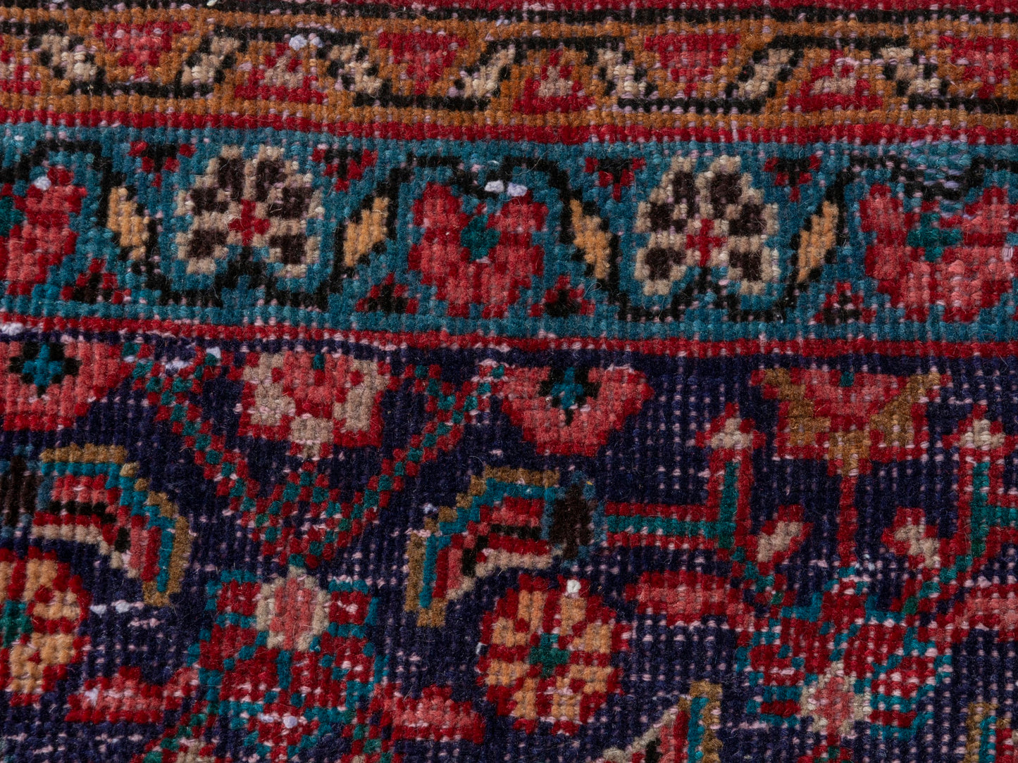 4459 - 9'10" x 12'6"