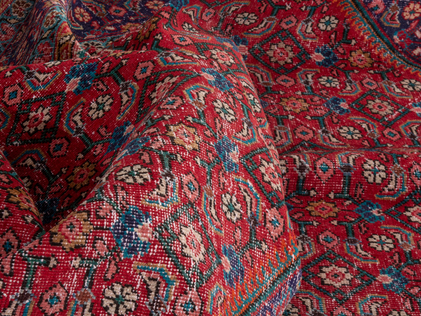 4459 - 9'10" x 12'6"