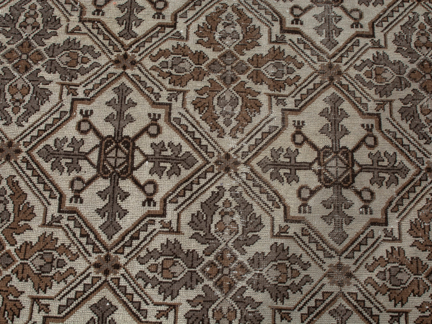 4460 - 7'10" x 10'11"