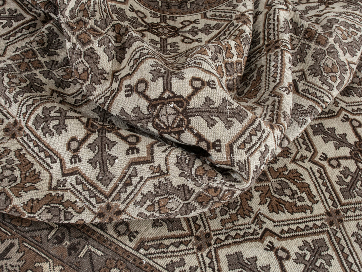 4460 - 7'10" x 10'11"