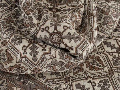 4460 - 7'10" x 10'11"