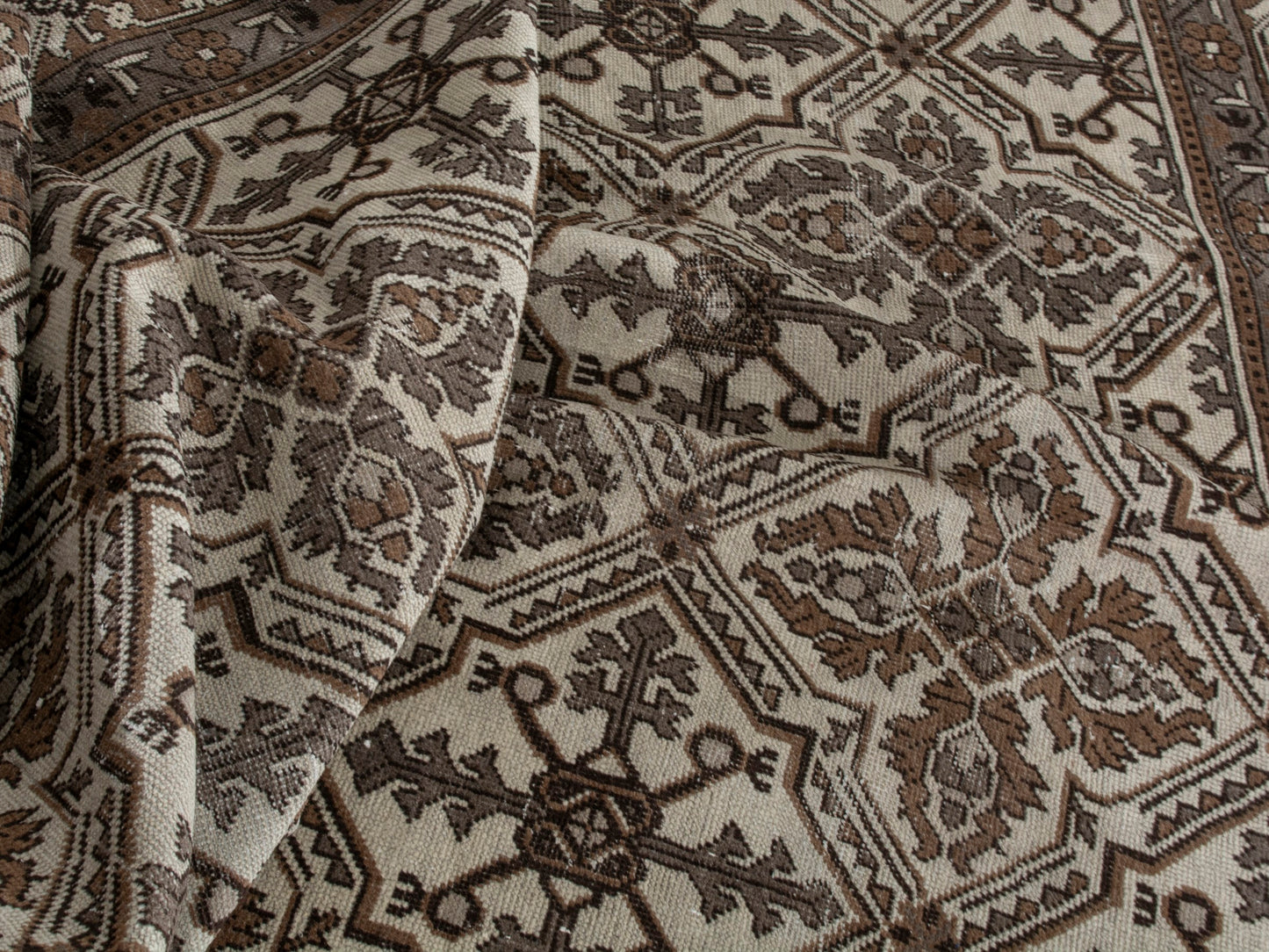 4460 - 7'10" x 10'11"