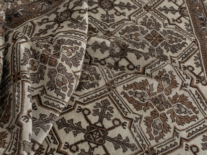 4460 - 7'10" x 10'11"