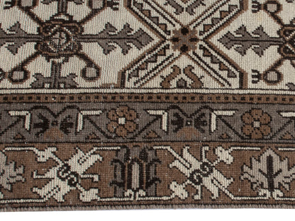 4460 - 7'10" x 10'11"