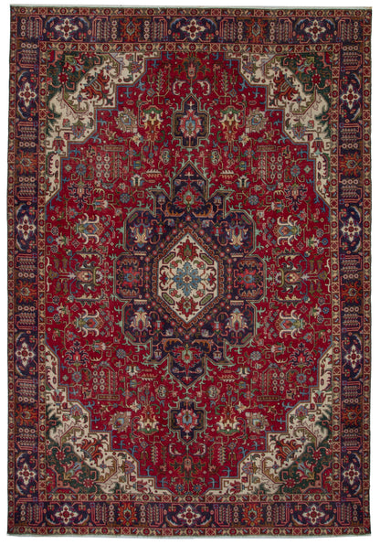 4478 - 9'10" x 13'4"