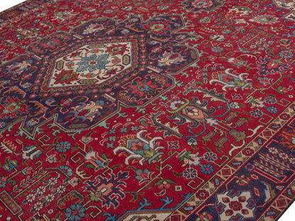 4478 - 9'10" x 13'4"