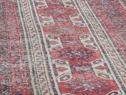 4522 - 1'10" x 5'10"