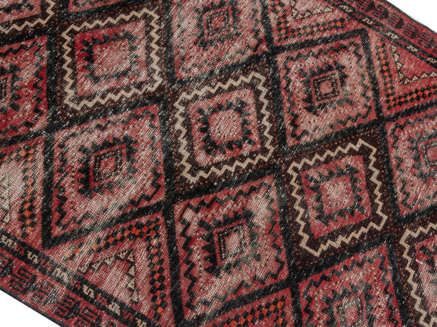 4574 - 2'11" x 5'11"