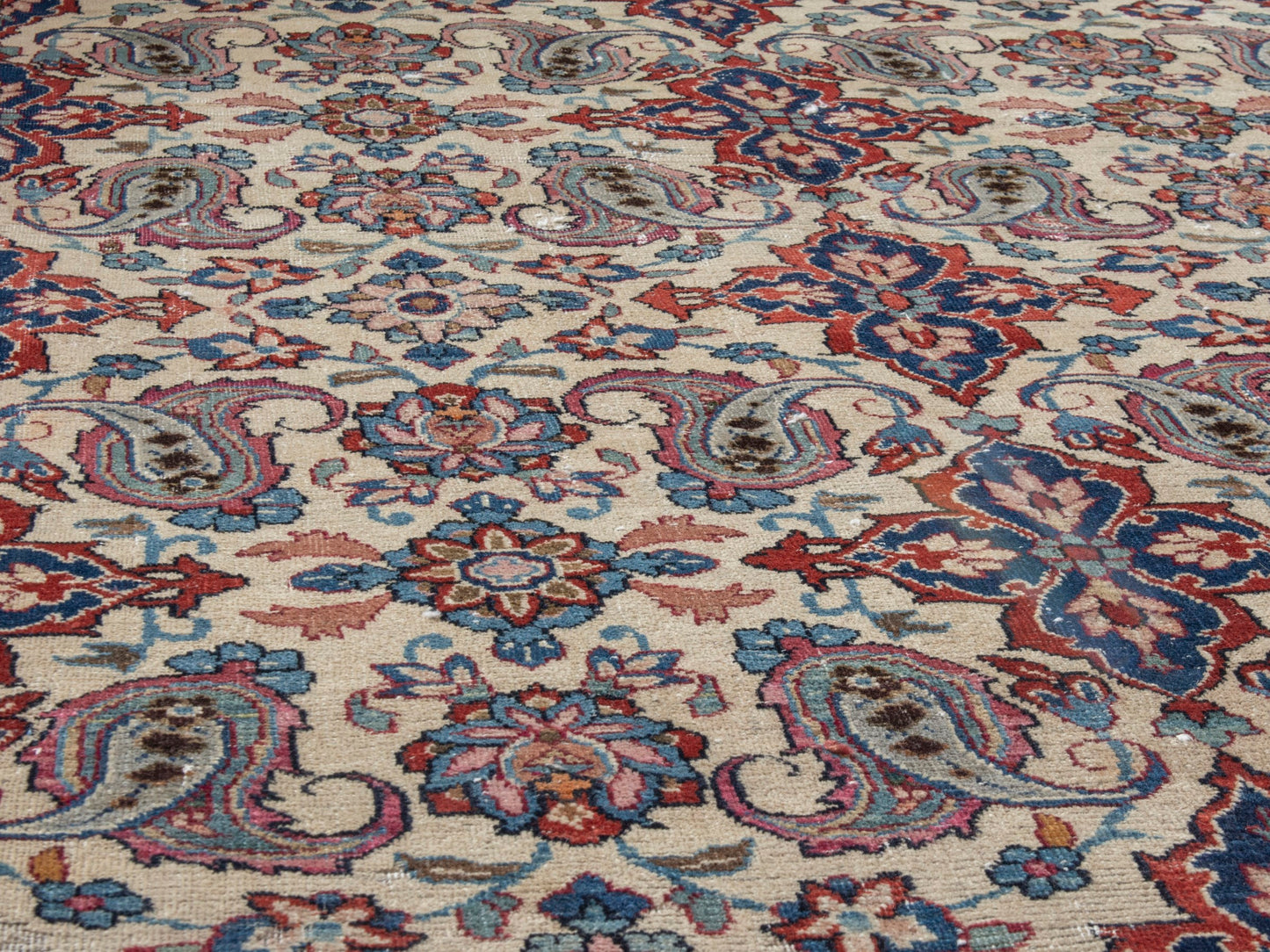 4597 - 3'11" x 6'11"