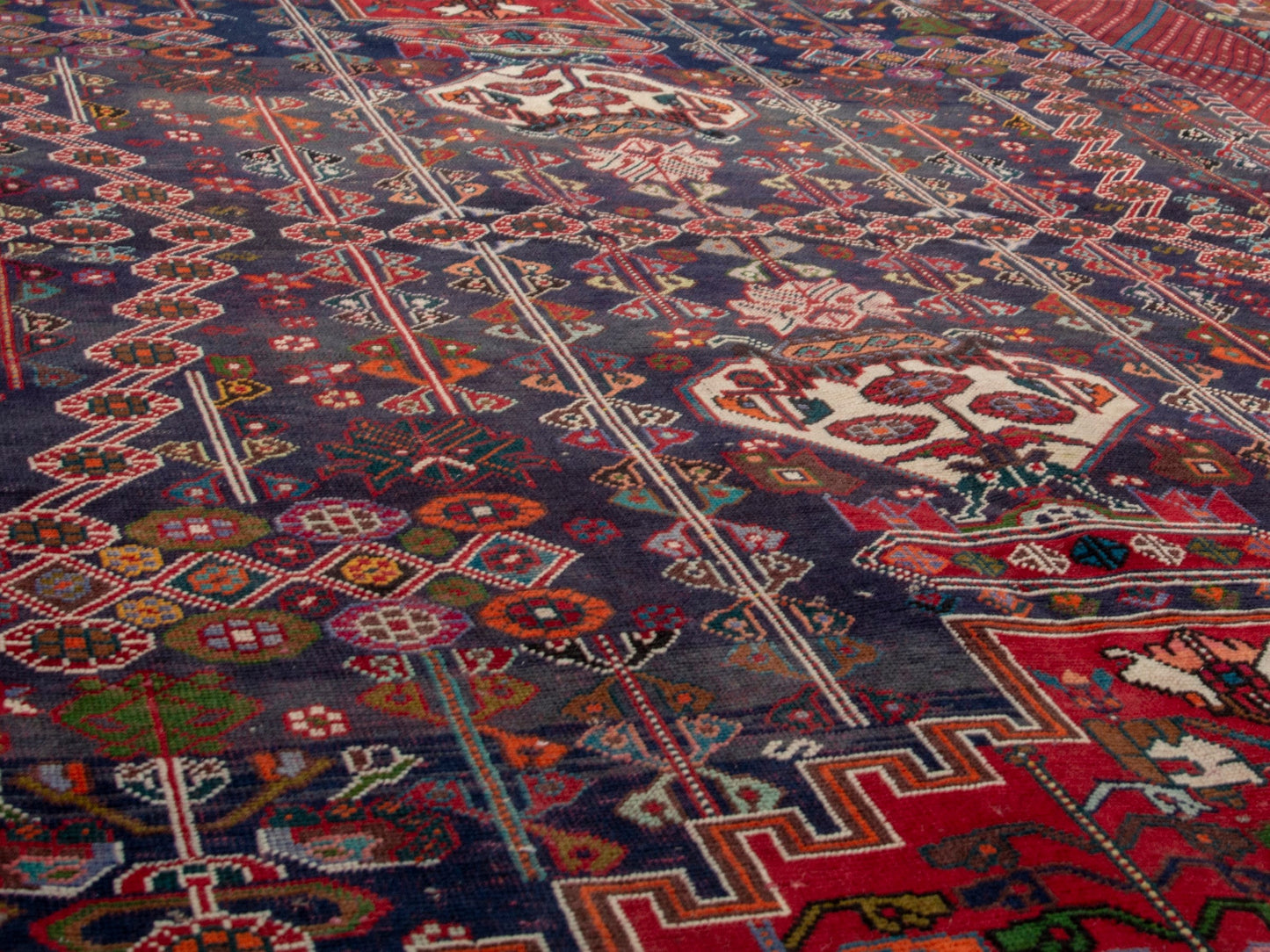 4689 - 6'11" x 9'11"