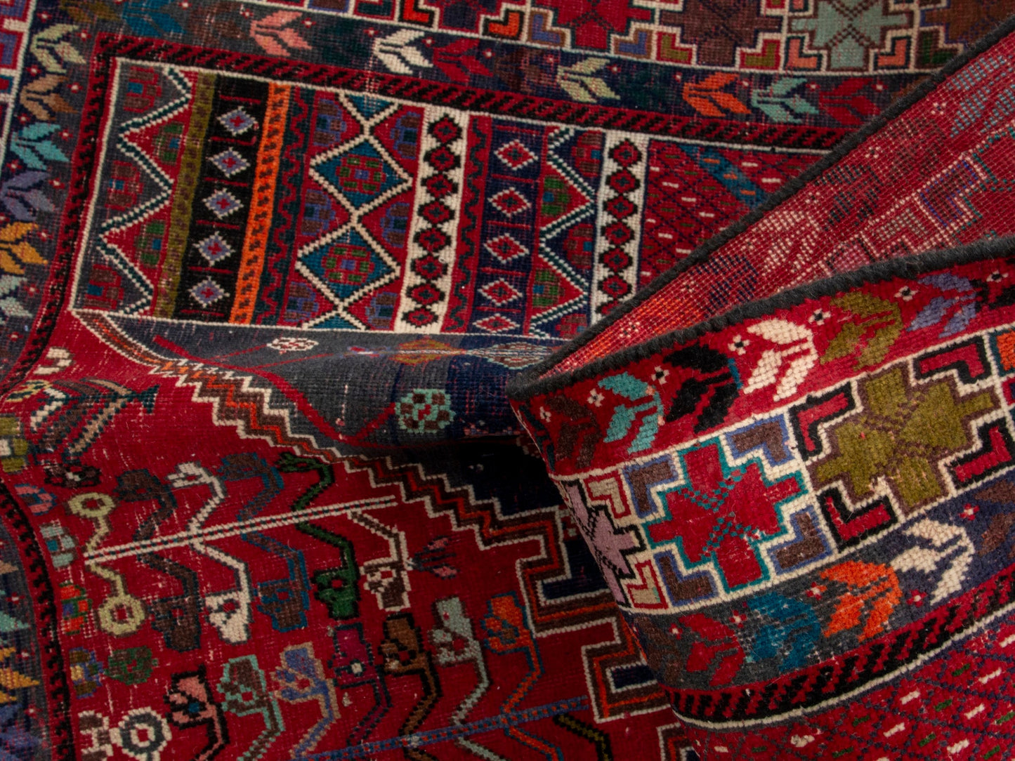 4689 - 6'11" x 9'11"