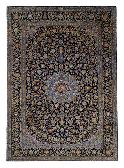 4702 - 9'11" x 13'5"