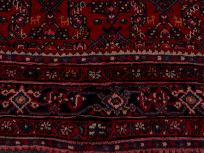 4704 - 6'9" x 10'10"