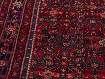 4704 - 6'9" x 10'10"