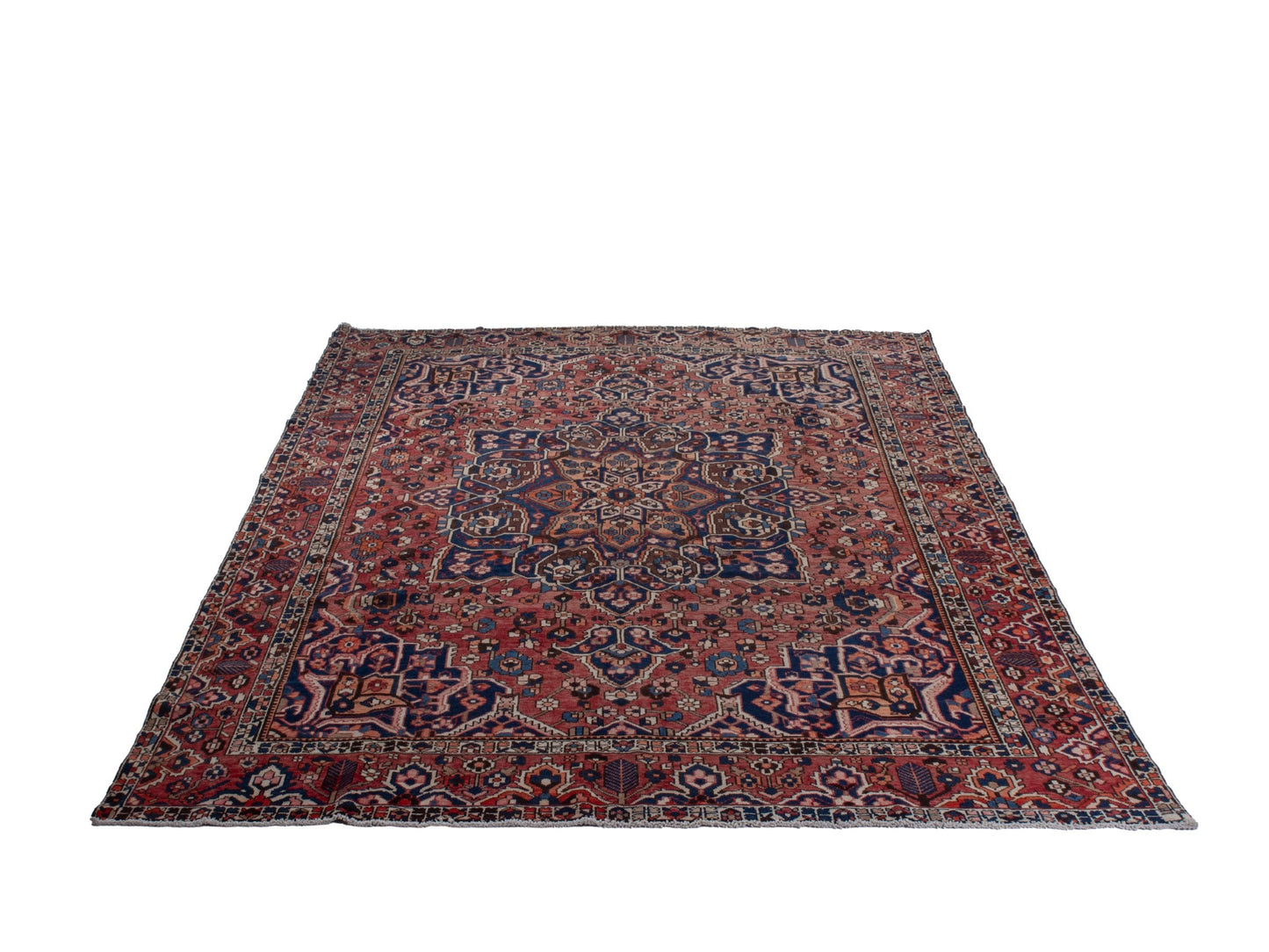 4710 - 10'3" x 12'8"