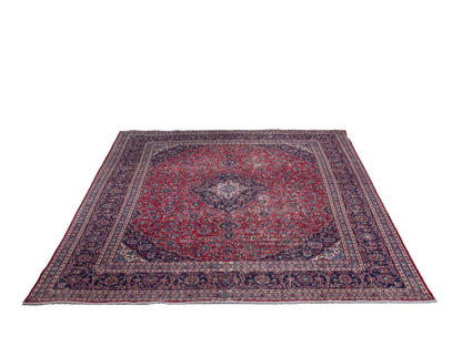 4713 - 9'10" x 12'6"