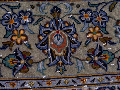 4716 - 10'1" x 13'7"