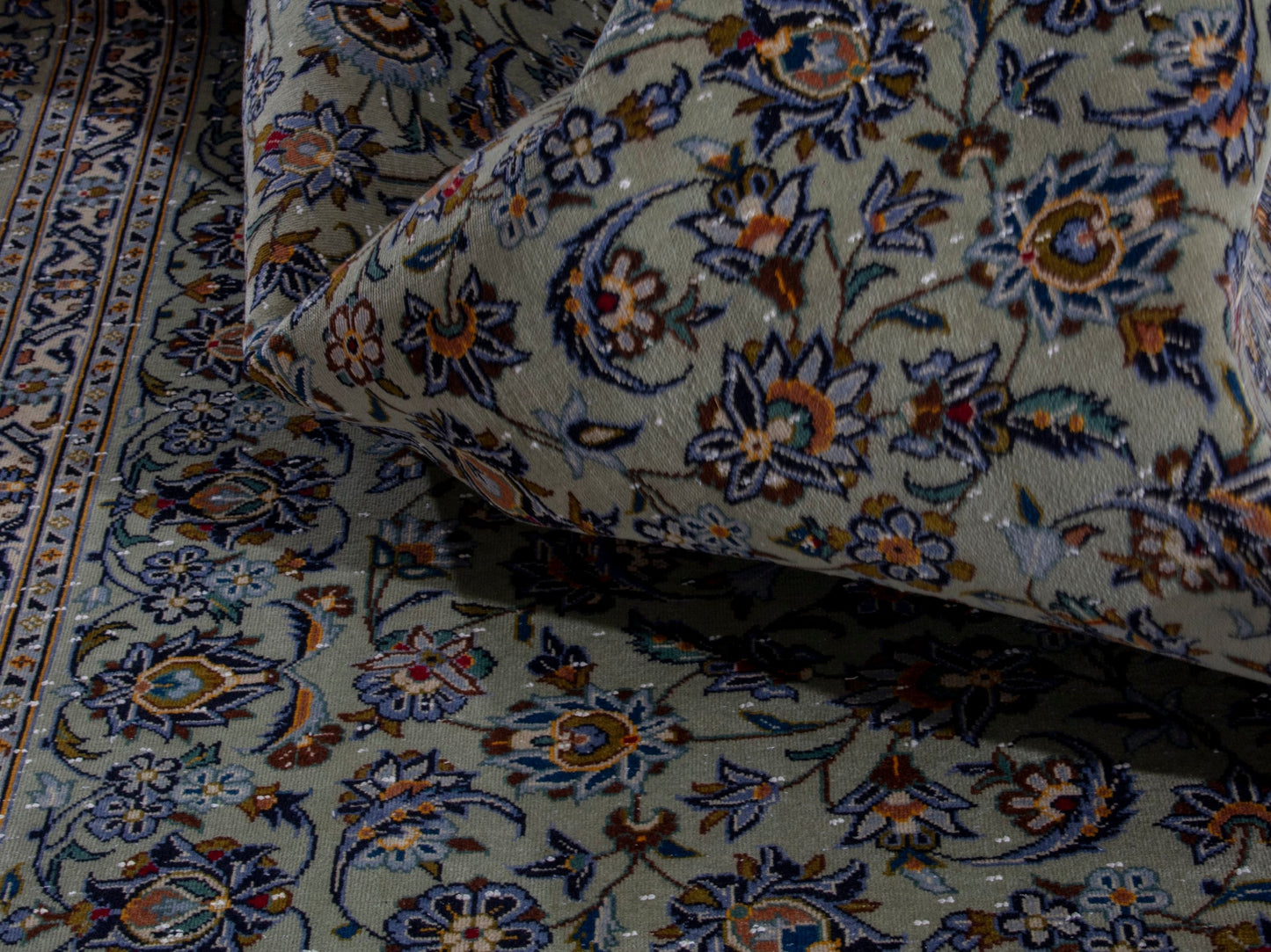 4716 - 10'1" x 13'7"