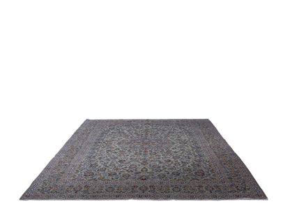 4716 - 10'1" x 13'7"