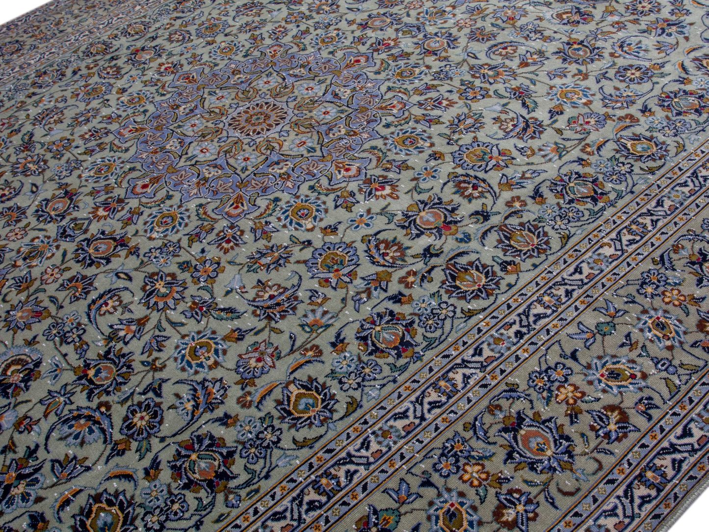 4716 - 10'1" x 13'7"