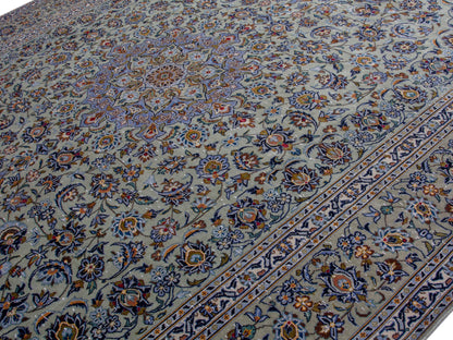 4716 - 10'1" x 13'7"