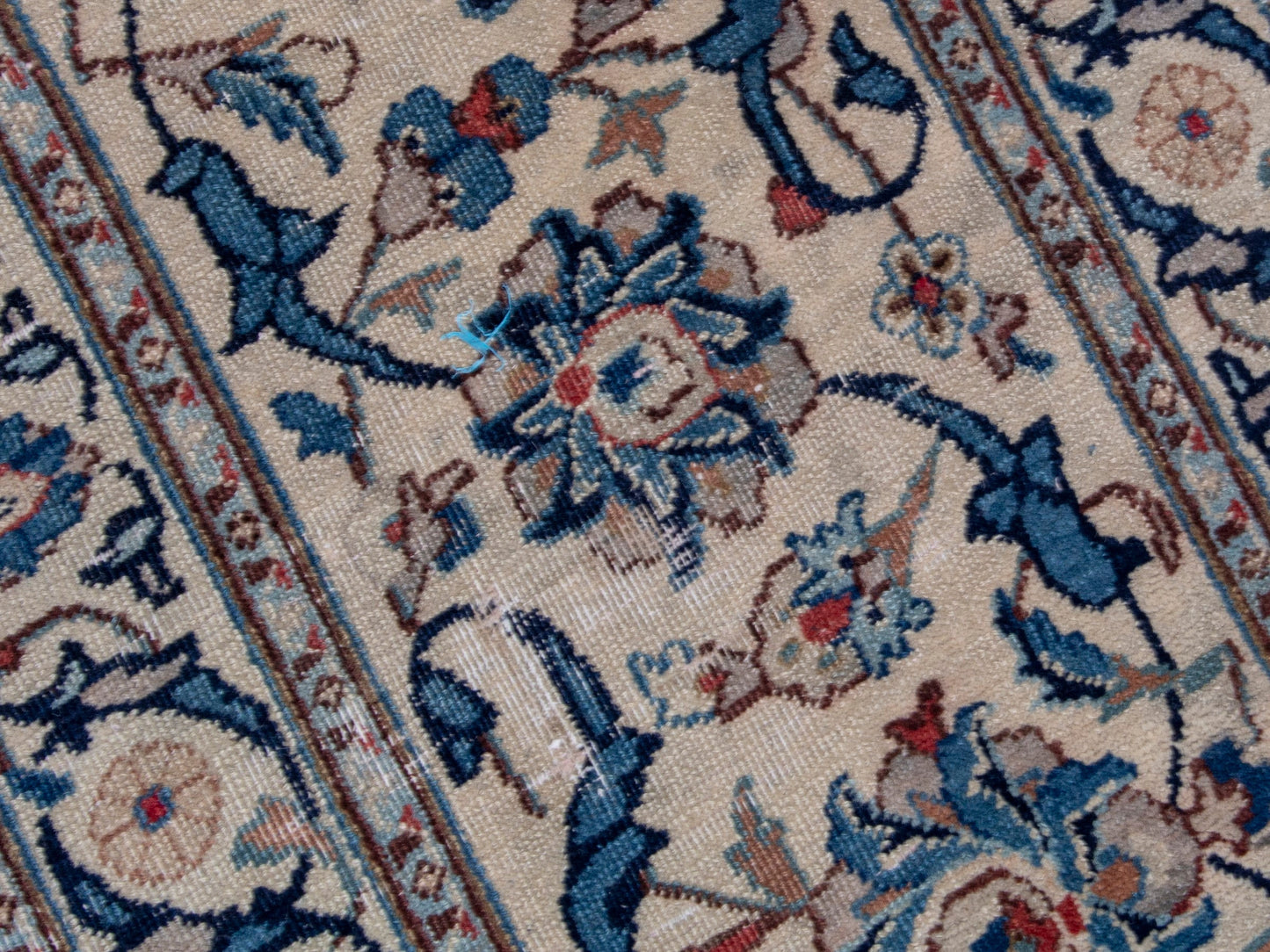 4720 - 8'1" x 11'10"