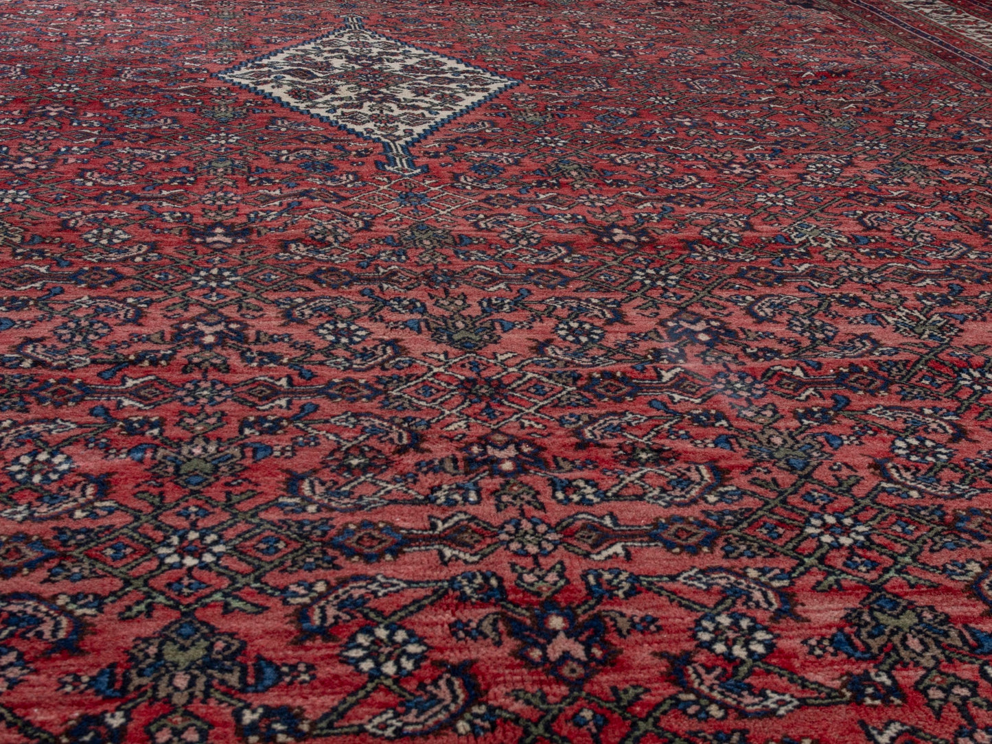 4724 - 11'2" x 17'3"