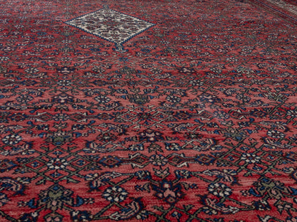 4724 - 11'2" x 17'3"