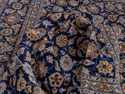 4726 - 9'10" x 13'3"