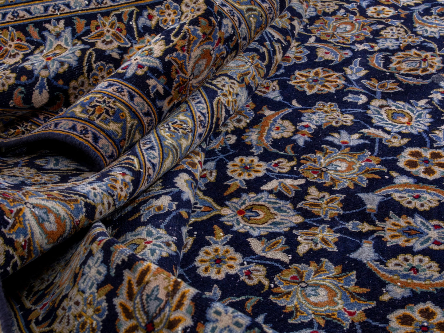 4726 - 9'10" x 13'3"