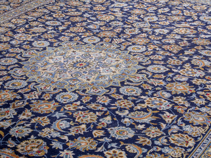 4726 - 9'10" x 13'3"