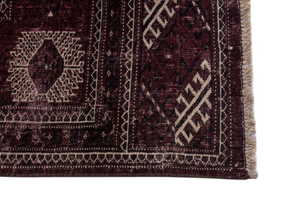 4730 - 10'10" x 13'1"